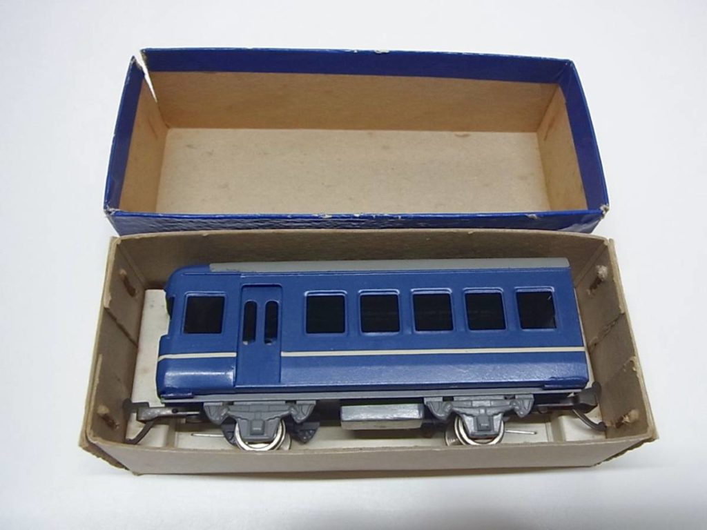 カツミKTM HO鉄道模型セット EB58、客車4両 - 鉄道模型