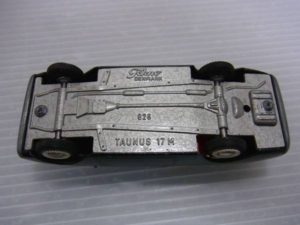 ミニカー テクノ Tekno 826 フォード タウナス 17M FORD TAUNUS -03