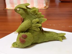 怪獣さんの誕生日ケーキ 【ポケモン】 バンギラスのお菓子添え-04