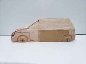 マニアモデルファイル 愛車 旧規格 ＨA21S/HB11S スズキ アルトワークス の自作 ミニカー 模型作り - ボンネット左側の彫り途中 -02