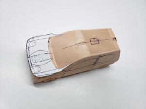 マニアモデルファイル 愛車 旧規格 ＨA21SHB11S スズキ アルトワークス の自作 ミニカー 模型作り -ボンネットダクトのわきの削りとケガキ (1)