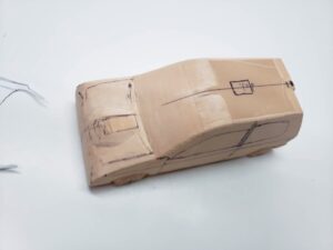 マニアモデルファイル 愛車 旧規格 ＨA21SHB11S スズキ アルトワークス の自作 ミニカー 模型作り -ボンネットダクトのわきの削りとケガキ (2)