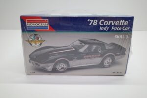 プラモデル レベル モノグラム 1-24 Revell Monogram 1978 シボレー コルベット インディ ペースカー Corvette Indy Pace Car ' (7)