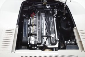 デアゴスティーニ トヨタ 2000GT 1-10 組立済み 完成品 全65号 セット の模型の拡大撮影 (16)