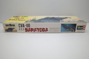 プラモデル 船 Revell 1-540 レベル U.S.S CVA-60 SARATOGA サラトガの箱 (2)