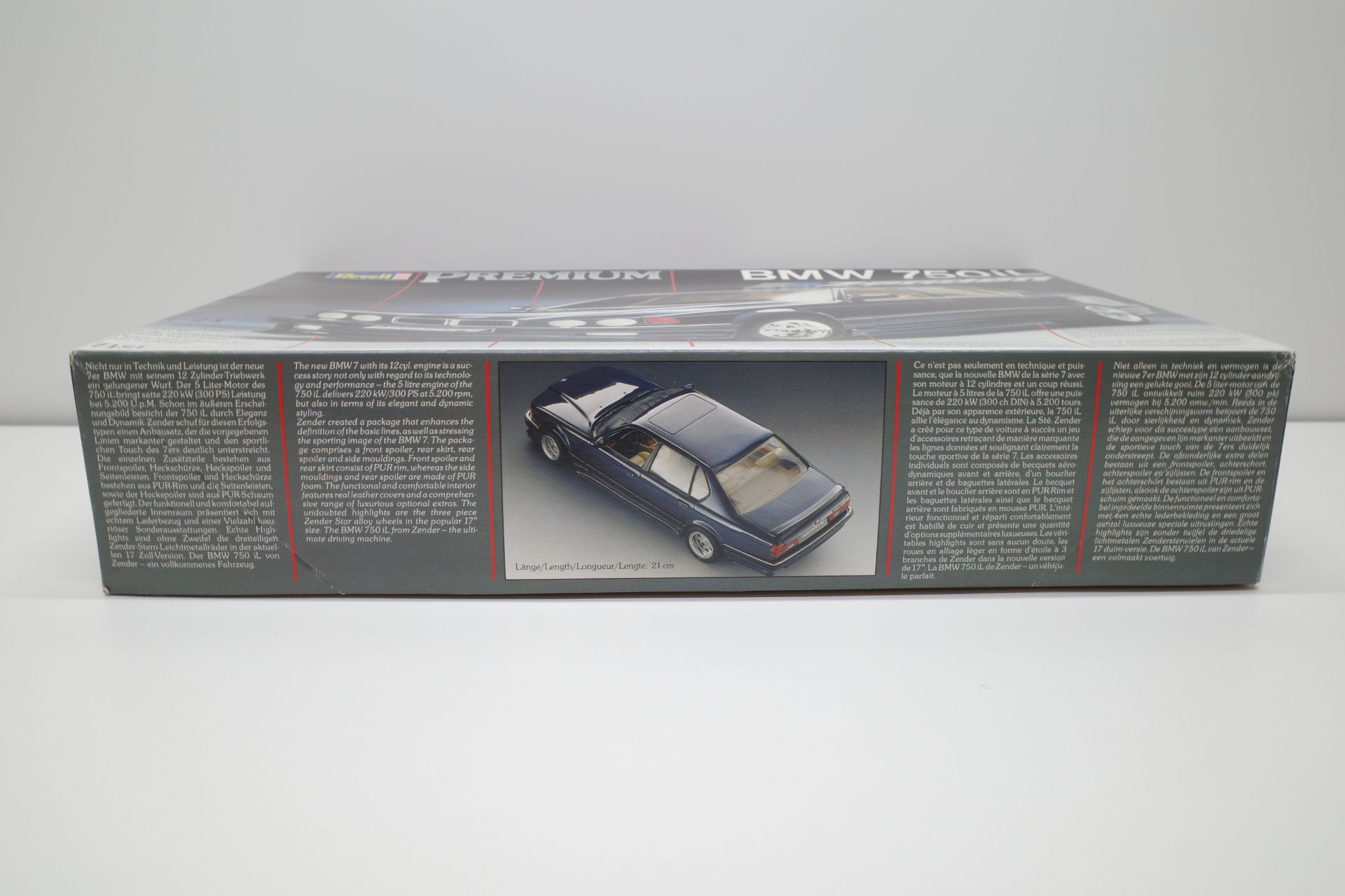 レベル Revell 1/24 BMW 750iL ツェンダー Zender プレミアム BMW 