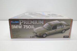 レベル Revell 1-24 BMW 750iL プレミアム BMW PREMIUM 3800- (2)