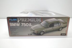 レベル Revell 1-24 BMW 750iL プレミアム BMW PREMIUM 3800- (3)