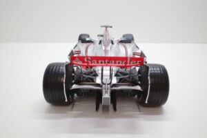 デアゴスティーニ 18 マクラーレン MP4-23 McLaren アクリルケース 付- (50)
