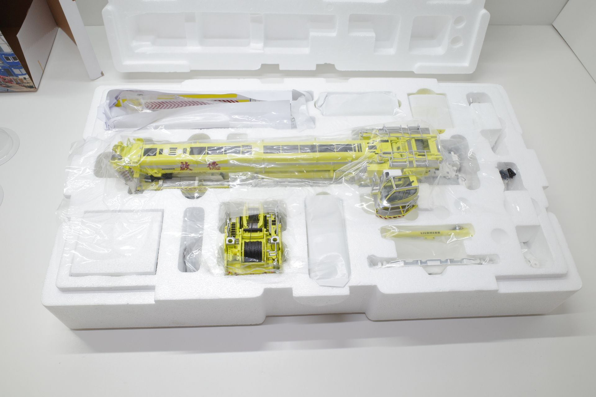 WSI モデル 1/50 LIEBHERR LTM 1750-9.1 系 リープヘル クレーン 重機 