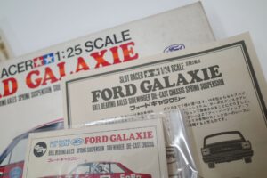 旧 タミヤ 1-25 SR2013 フォード ギャラクシー スロットレーサー Ford Galaxie — (69)