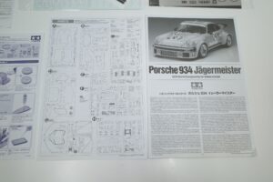 12055 55 タミヤ 1-12 Porsche ポルシェ 934 jagermeister イェーガーマイスター (エッチングパーツ付き) 1976 未組立– (10)