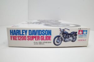 16010 タミヤ 1-6 ハーレーダビッドソン FXE1200 スーパーグライド ハーレースポーツ AMF Harley- Davidson SUPER GLIDE 未組立– (4)