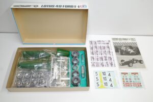 12012 タミヤ 1-12 Lotus ロータス 49 フォード Ford F-1F1 ドライバー人形付き ビッグスケールモデル 未組立– (21)