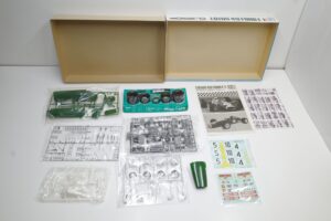 12012 タミヤ 1-12 Lotus ロータス 49 フォード Ford F-1F1 ドライバー人形付き ビッグスケールモデル 未組立– (25)