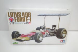 未開封 現状品 12004 タミヤ 1-12 ゴールドリーフ Lotus ロータス 49B フォード Ford F-1F1ビッグスケールモデル 未組立– (2)