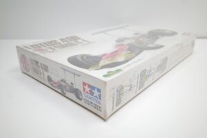 未開封 現状品 12004 タミヤ 1-12 ゴールドリーフ Lotus ロータス 49B フォード Ford F-1F1ビッグスケールモデル 未組立– (7)