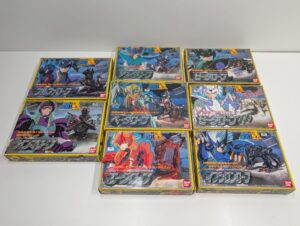 バンダイ-聖闘士星矢-聖闘士聖衣大系-ゴッドローブ-神闘衣-ゴッドウォーリア-神闘士-当時物-セット-1–